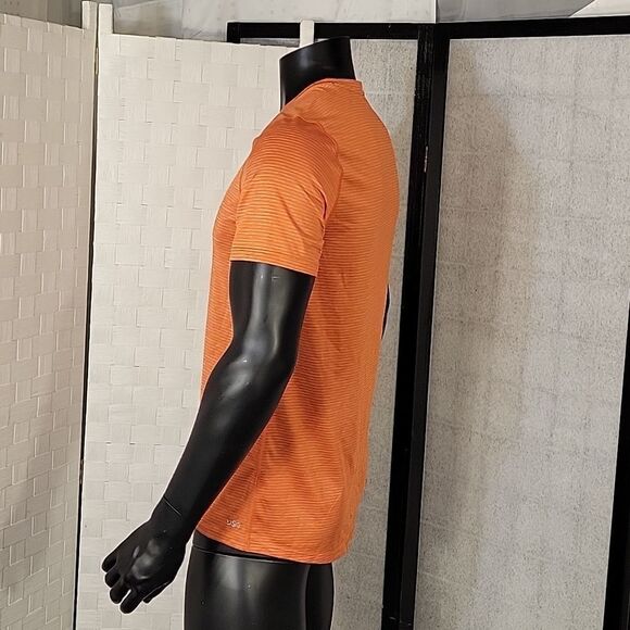 BRAND NEW DSG CREW NECK SHORT SLEEVE MEN'S T-SHIRT - Picture 11 of 14